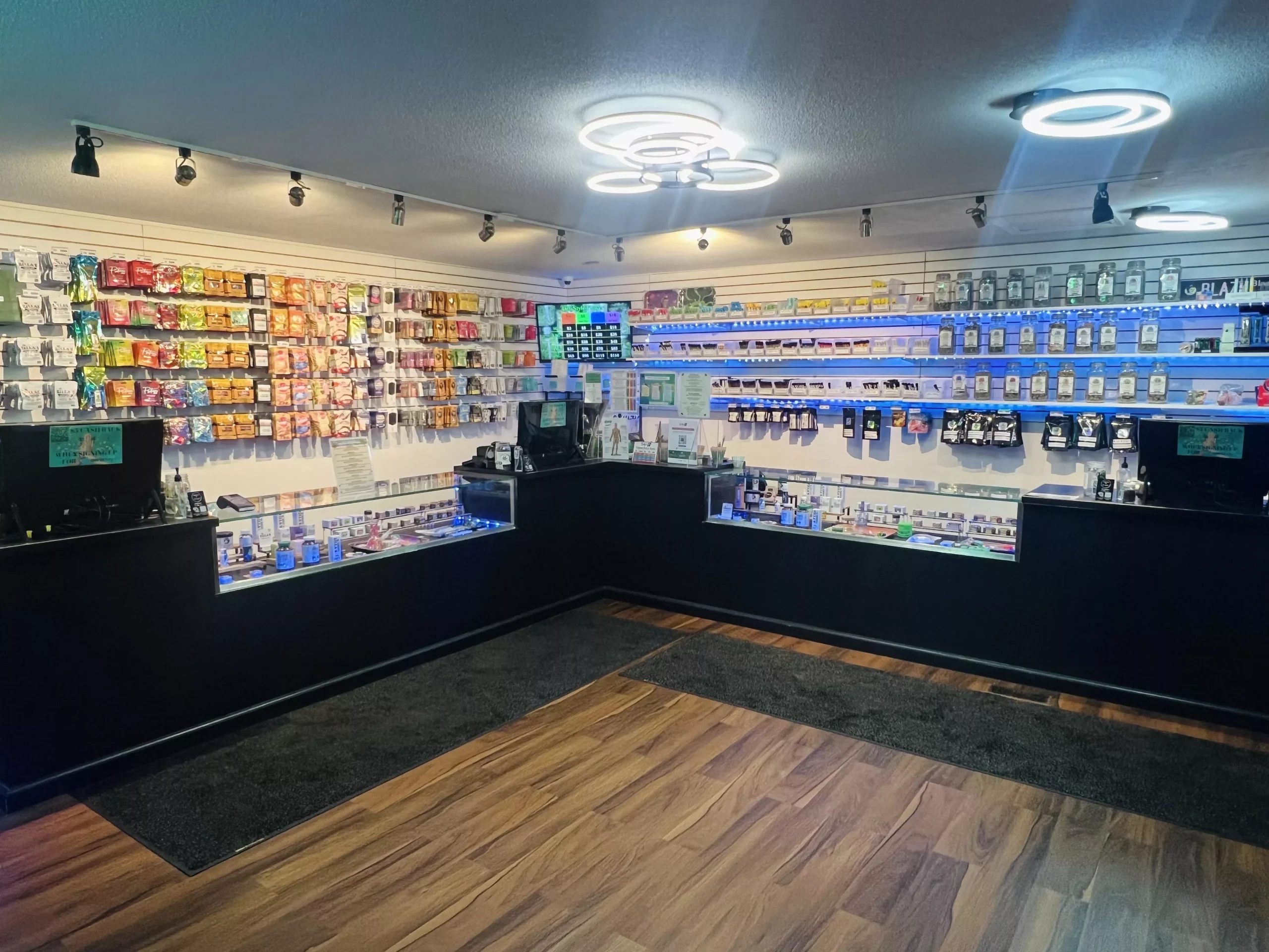 Luckys store 6927348007902